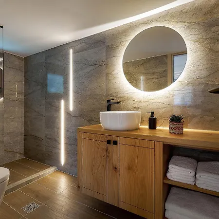 Cosmopolitan Luxury By Smaris Collection