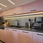 Cosmopolitan Luxury By Smaris Collection *