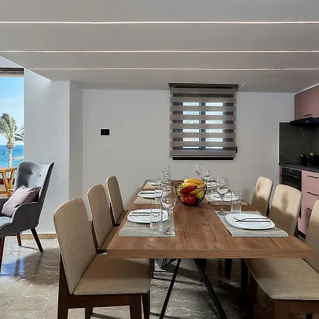 Cosmopolitan Luxury By Smaris Collection Apartmán *